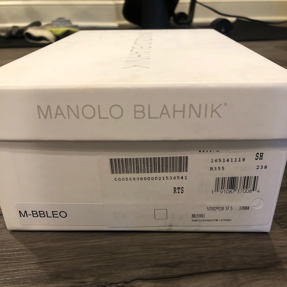 Manolo Blahnik Leopard Pimp 7.5 Pre-Owned - Picture 3 of 10